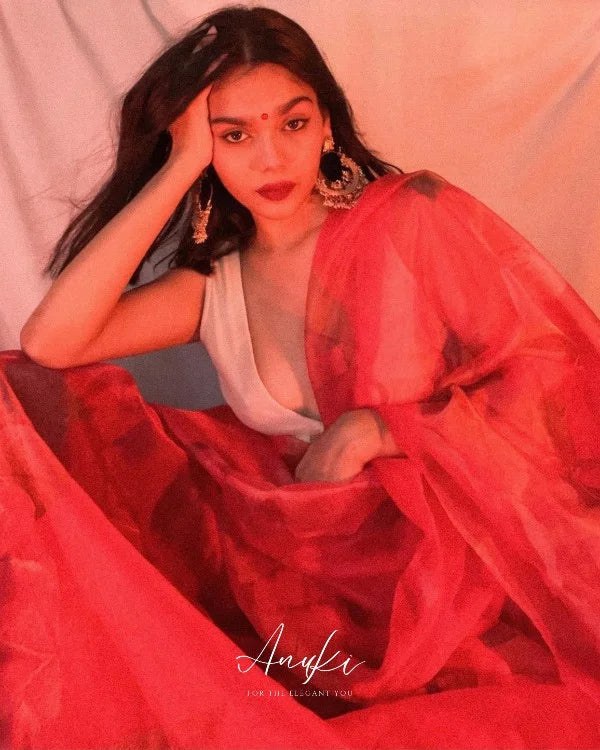 3 Organza Saree Blouse Designs for a Stunning Look