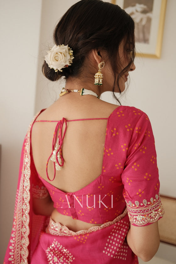 Rooh Gulabi Bandhej Saree With Scallop Embroidered Border