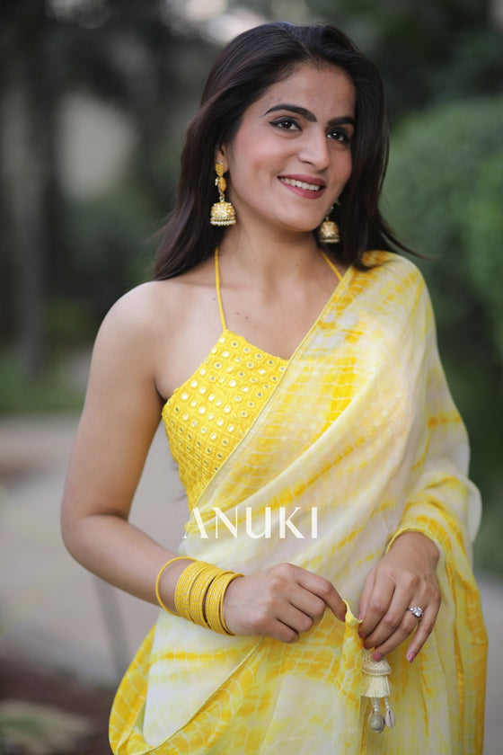 Shibori Tie And Dye Sarees Are The Hottest Trend This Holi Season! |  Organza saree, Silk organza, Saree wearing styles
